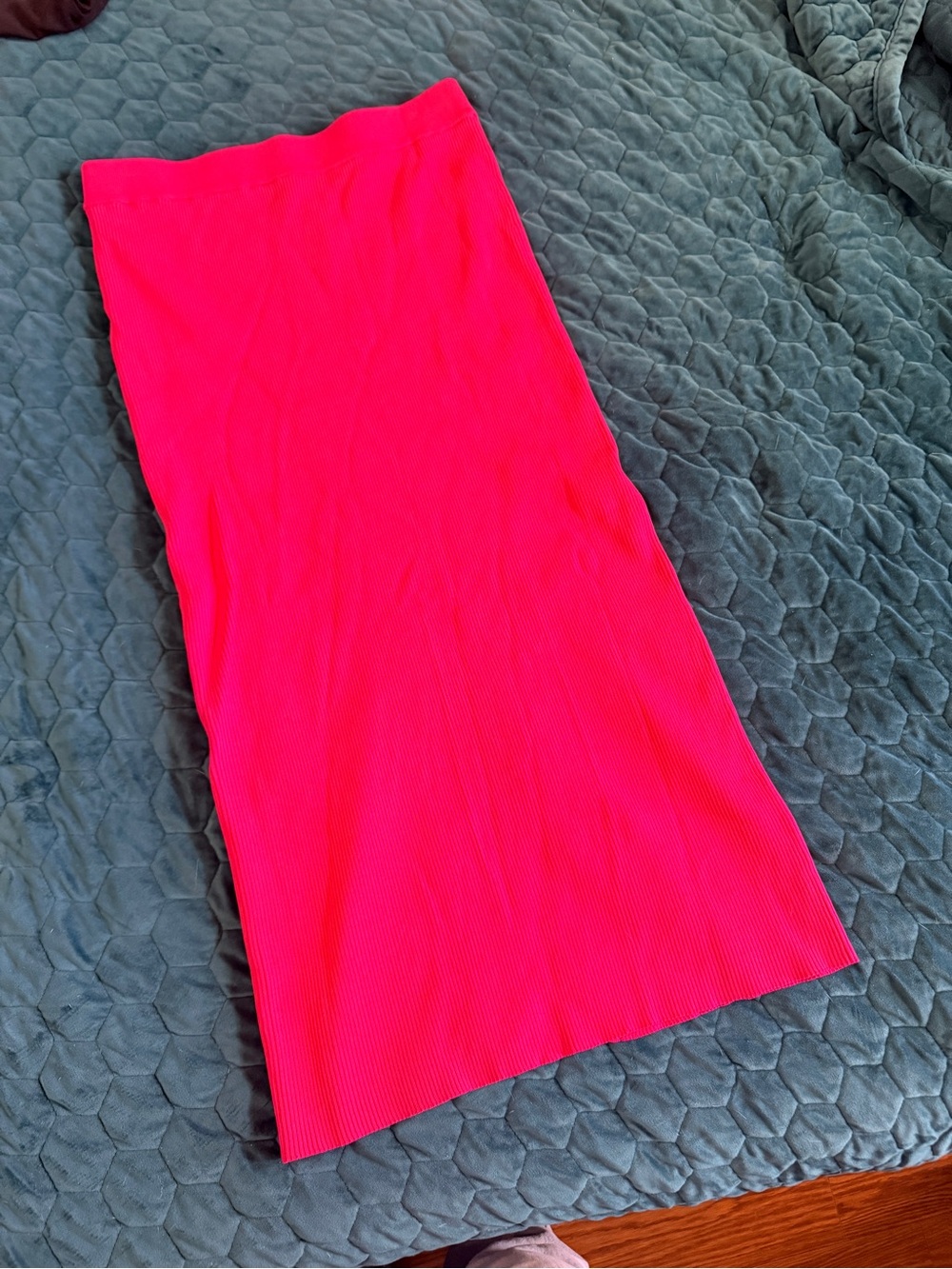 Zara Neon Hot Pink XL Ribbed Midi Skirt